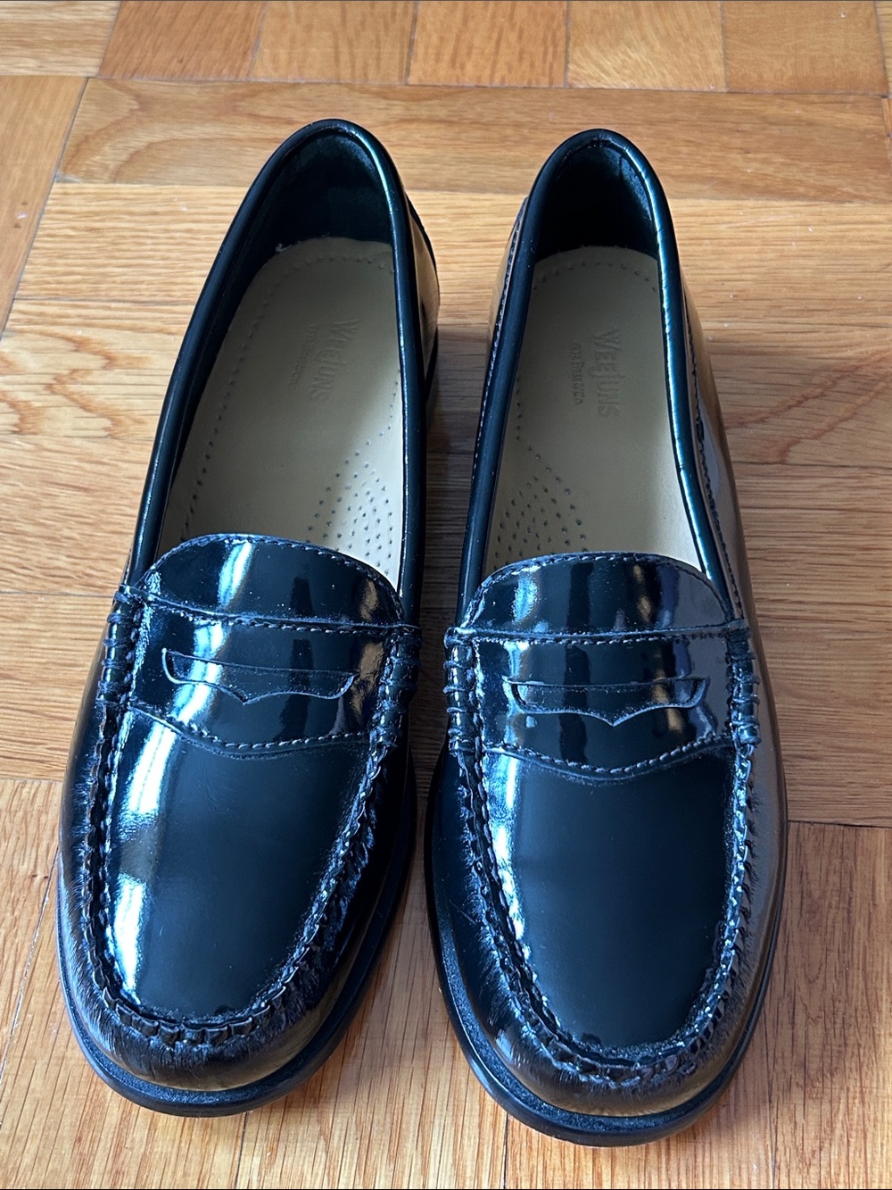 Bass Black Patent Leather Penny Loafers 7M